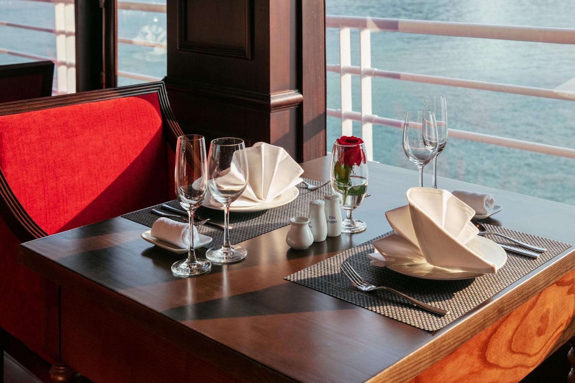 فندق Halong Dragon Bay Cruise ها لونغ المظهر الخارجي الصورة