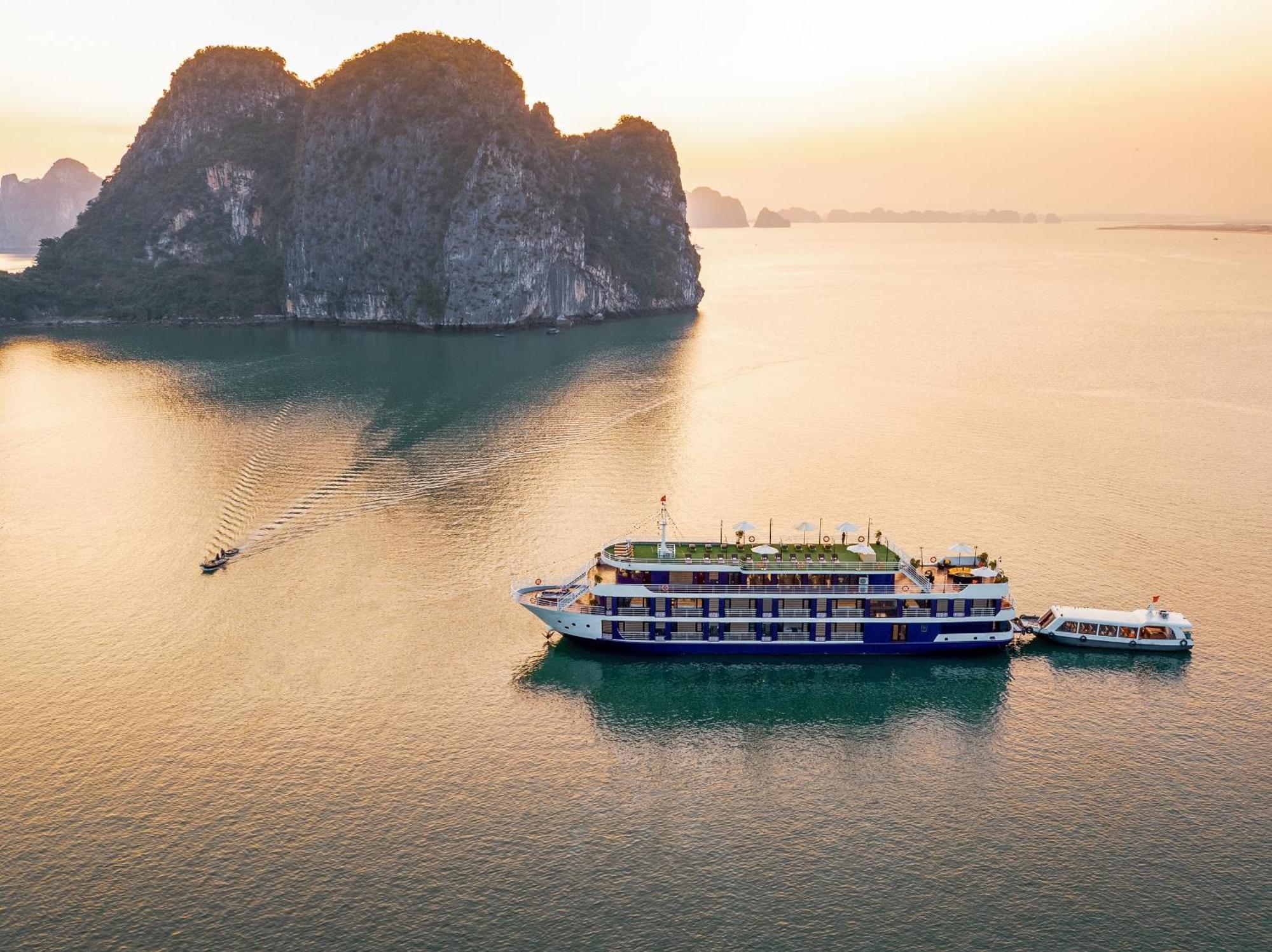 فندق Halong Dragon Bay Cruise ها لونغ المظهر الخارجي الصورة