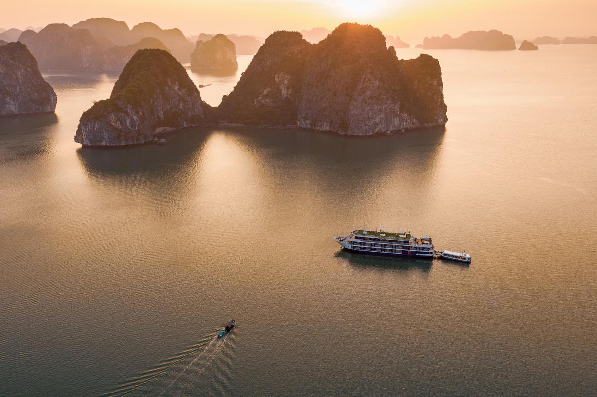 فندق Halong Dragon Bay Cruise ها لونغ المظهر الخارجي الصورة