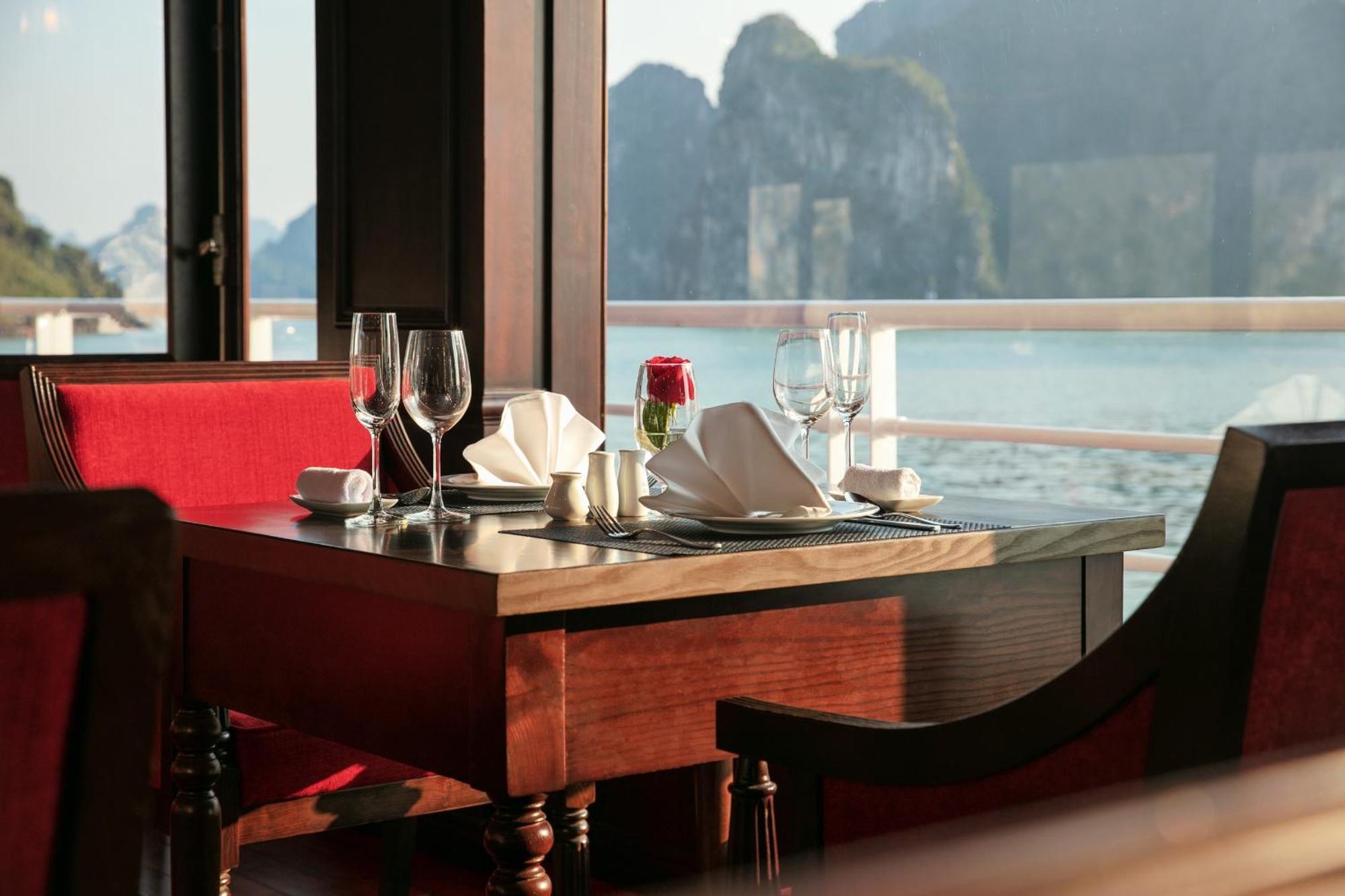 فندق Halong Dragon Bay Cruise ها لونغ المظهر الخارجي الصورة