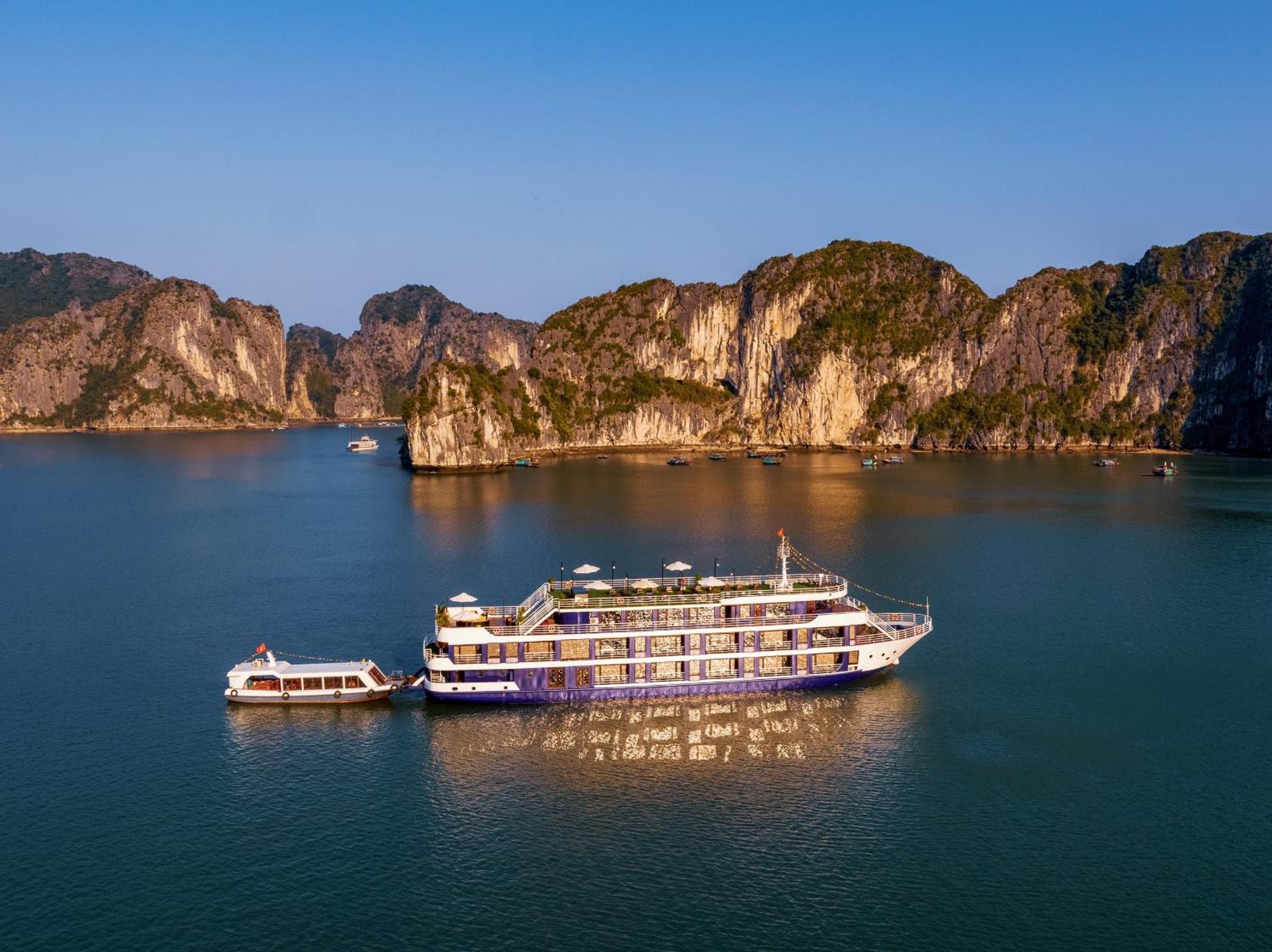 فندق Halong Dragon Bay Cruise ها لونغ المظهر الخارجي الصورة
